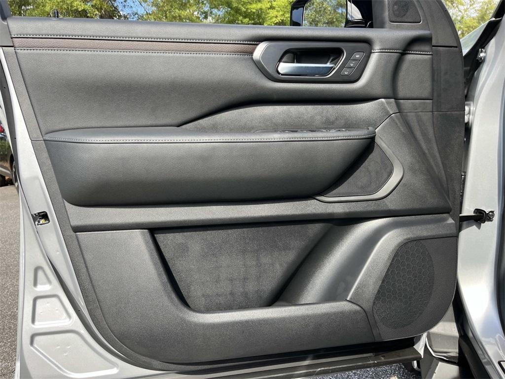 new 2026 Nissan Armada car, priced at $64,138
