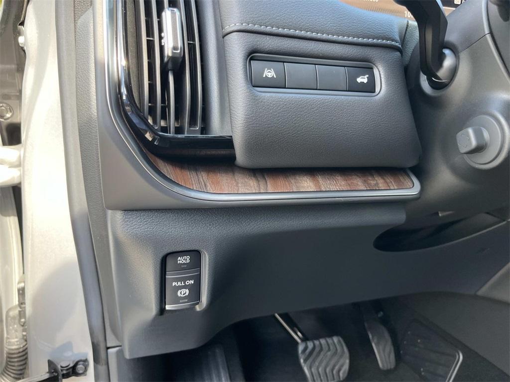 new 2026 Nissan Armada car, priced at $64,138