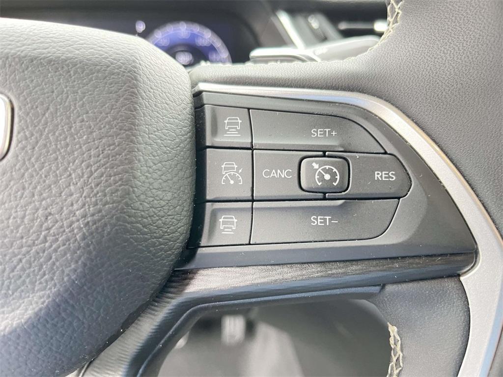 used 2024 Jeep Grand Cherokee L car, priced at $31,628