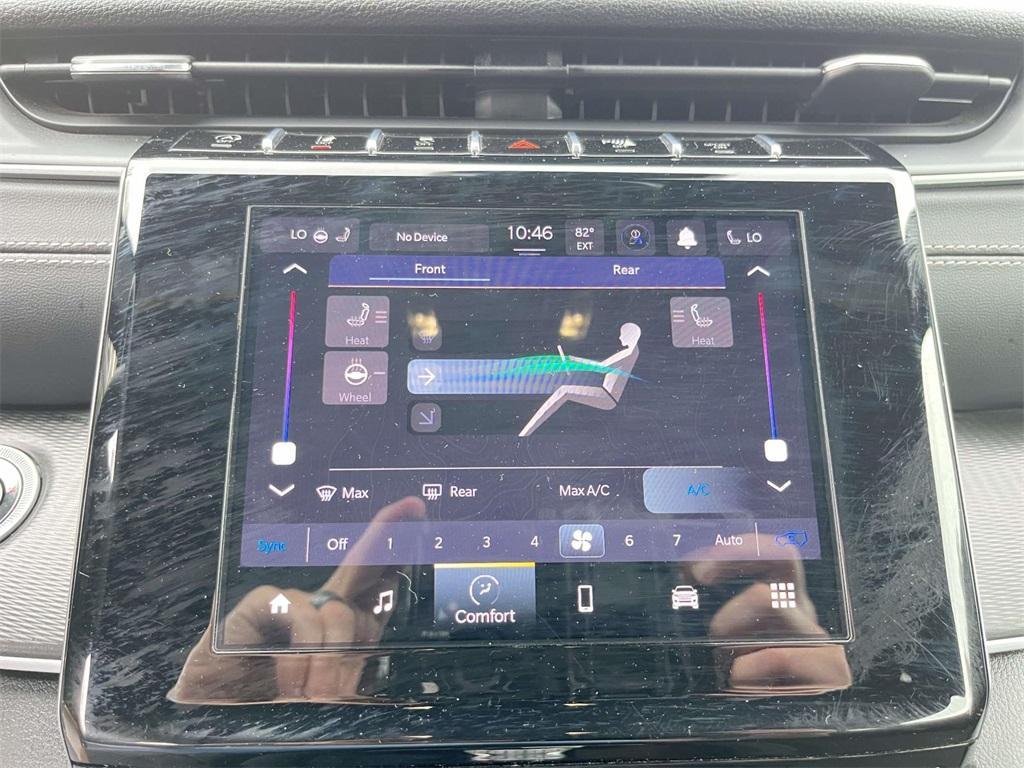 used 2024 Jeep Grand Cherokee L car, priced at $31,628