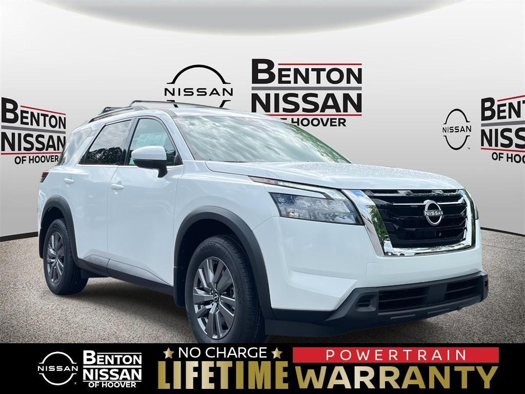 new 2025 Nissan Pathfinder car, priced at $39,620