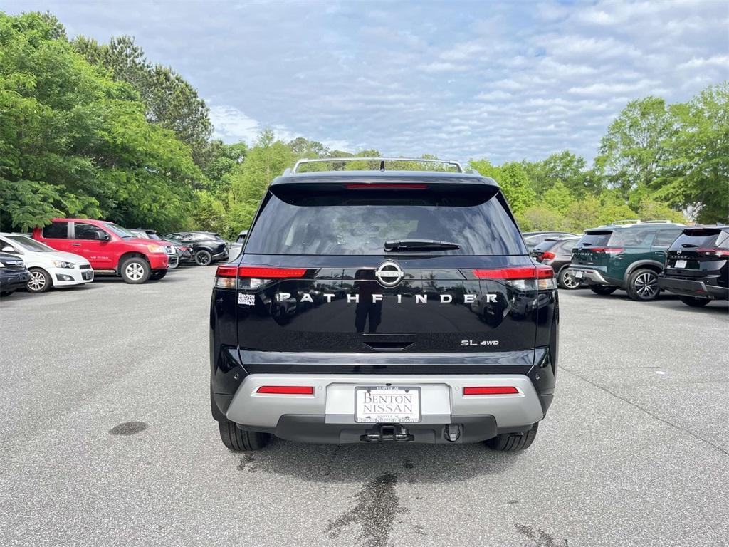 new 2025 Nissan Pathfinder car, priced at $46,376