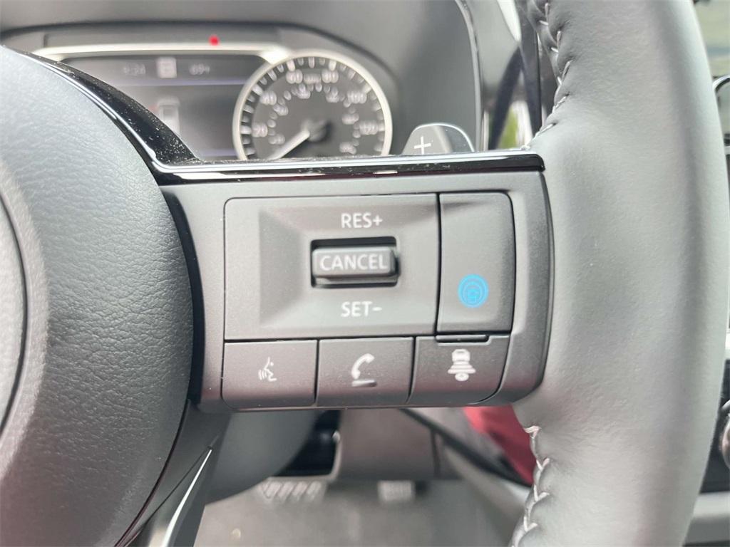 new 2025 Nissan Pathfinder car, priced at $46,376