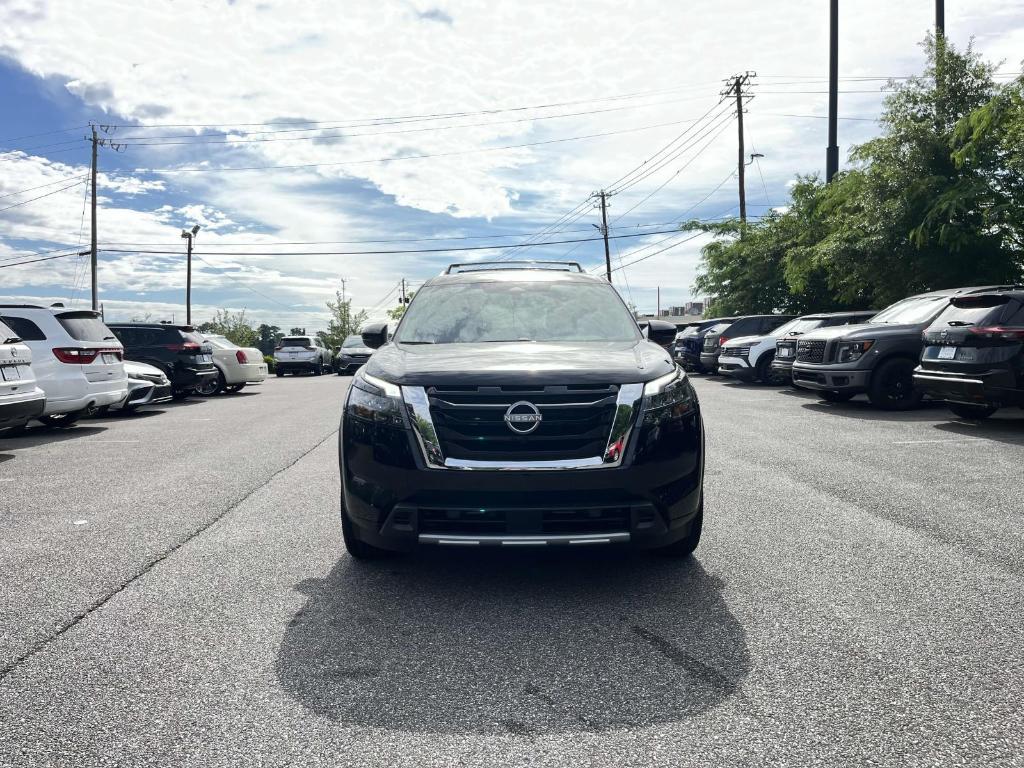 new 2025 Nissan Pathfinder car, priced at $46,376
