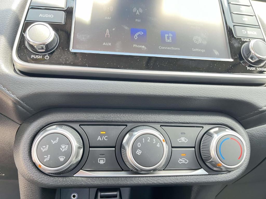 new 2025 Nissan Versa car, priced at $19,224