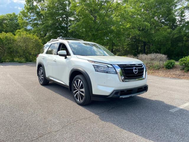 new 2024 Nissan Pathfinder car, priced at $49,382
