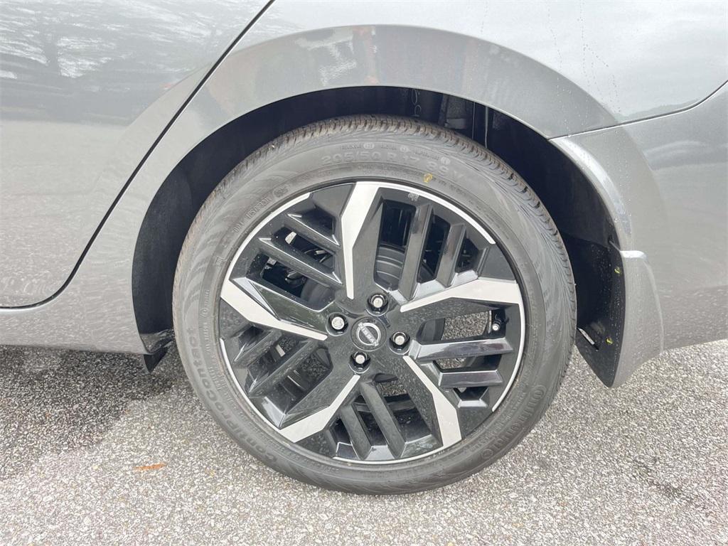 new 2025 Nissan Versa car, priced at $21,481