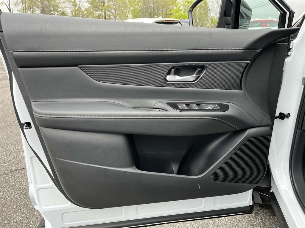 new 2025 Nissan Murano car, priced at $40,750