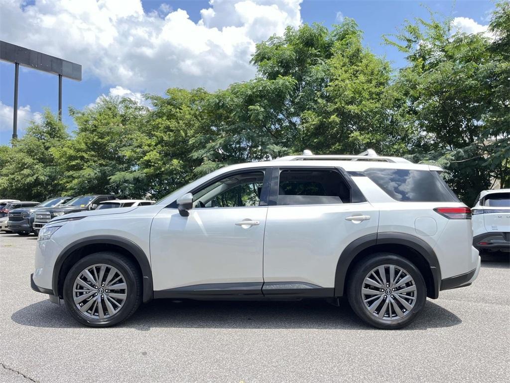 used 2024 Nissan Pathfinder car, priced at $34,590