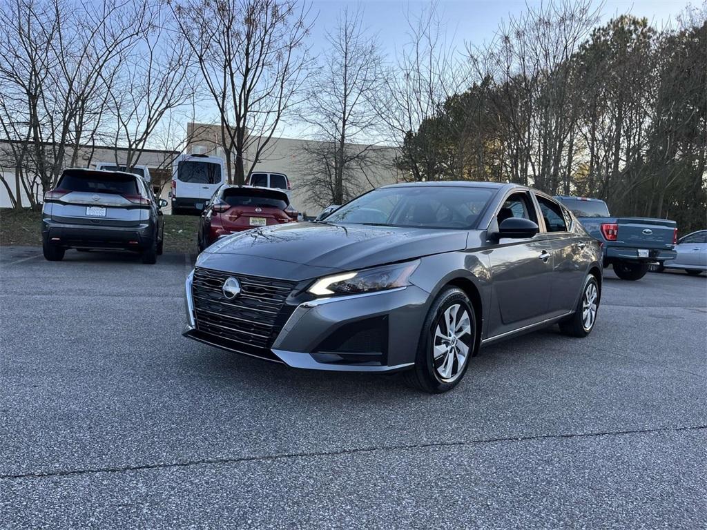 new 2025 Nissan Altima car, priced at $27,101