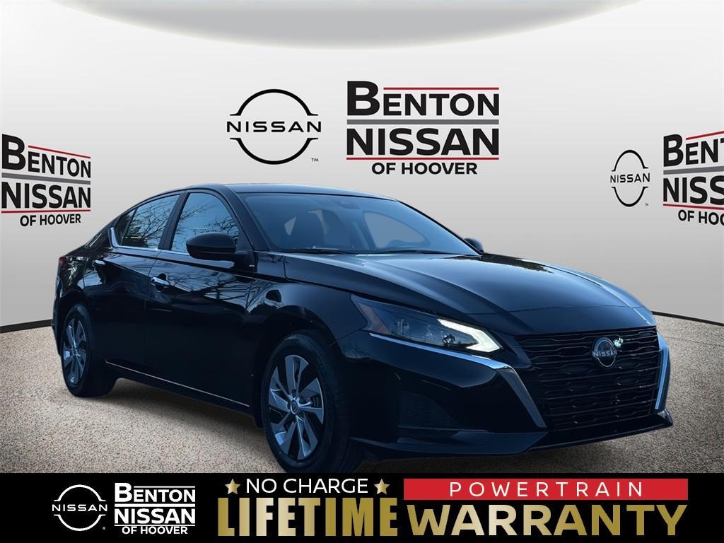 new 2025 Nissan Altima car, priced at $27,101