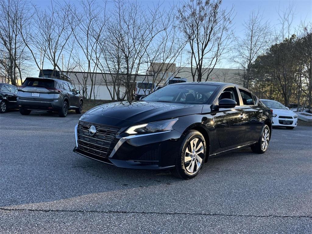 new 2025 Nissan Altima car, priced at $27,101