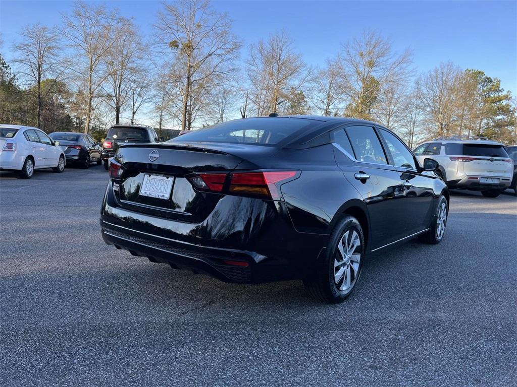 new 2025 Nissan Altima car, priced at $27,101