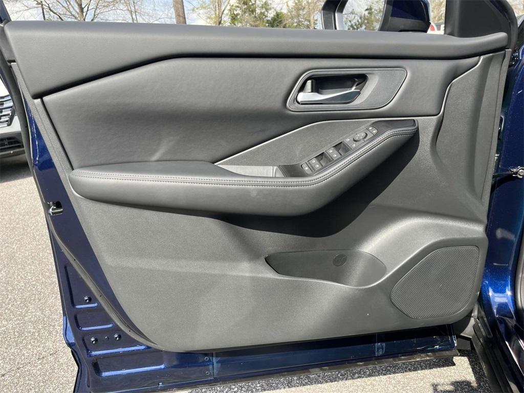 new 2025 Nissan Rogue car, priced at $30,825
