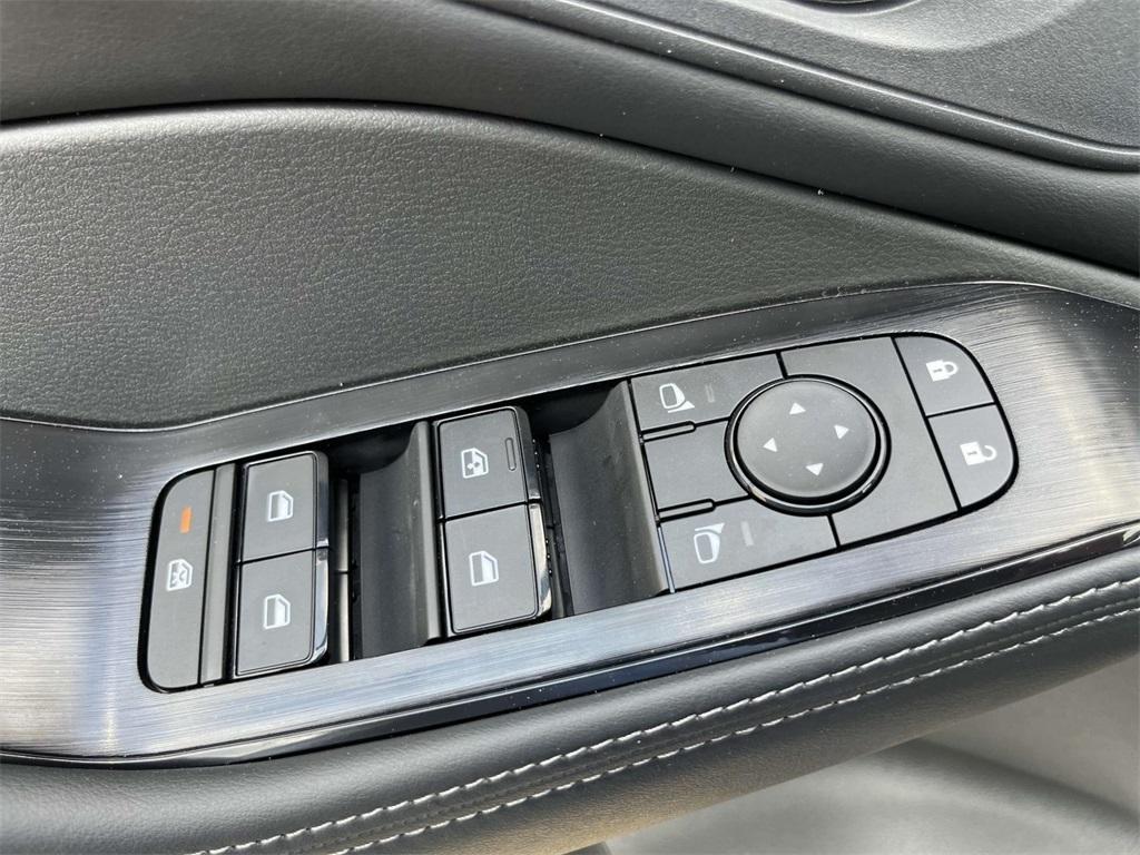 new 2025 Nissan Rogue car, priced at $30,825