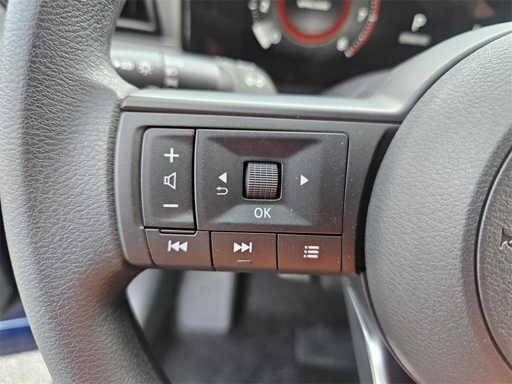 new 2025 Nissan Kicks car, priced at $27,039
