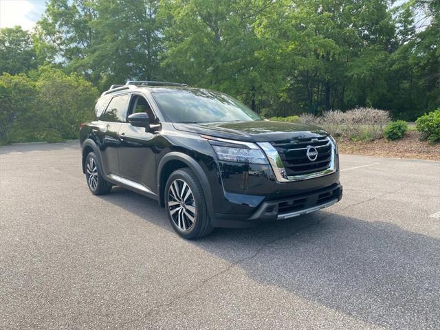 new 2024 Nissan Pathfinder car, priced at $50,178