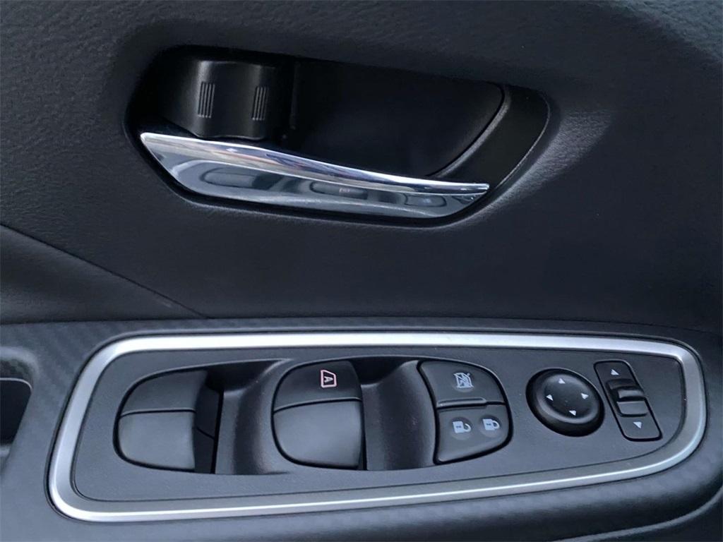 new 2025 Nissan Versa car, priced at $22,644
