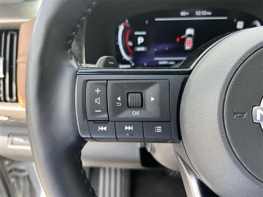 used 2024 Nissan Pathfinder car, priced at $40,285