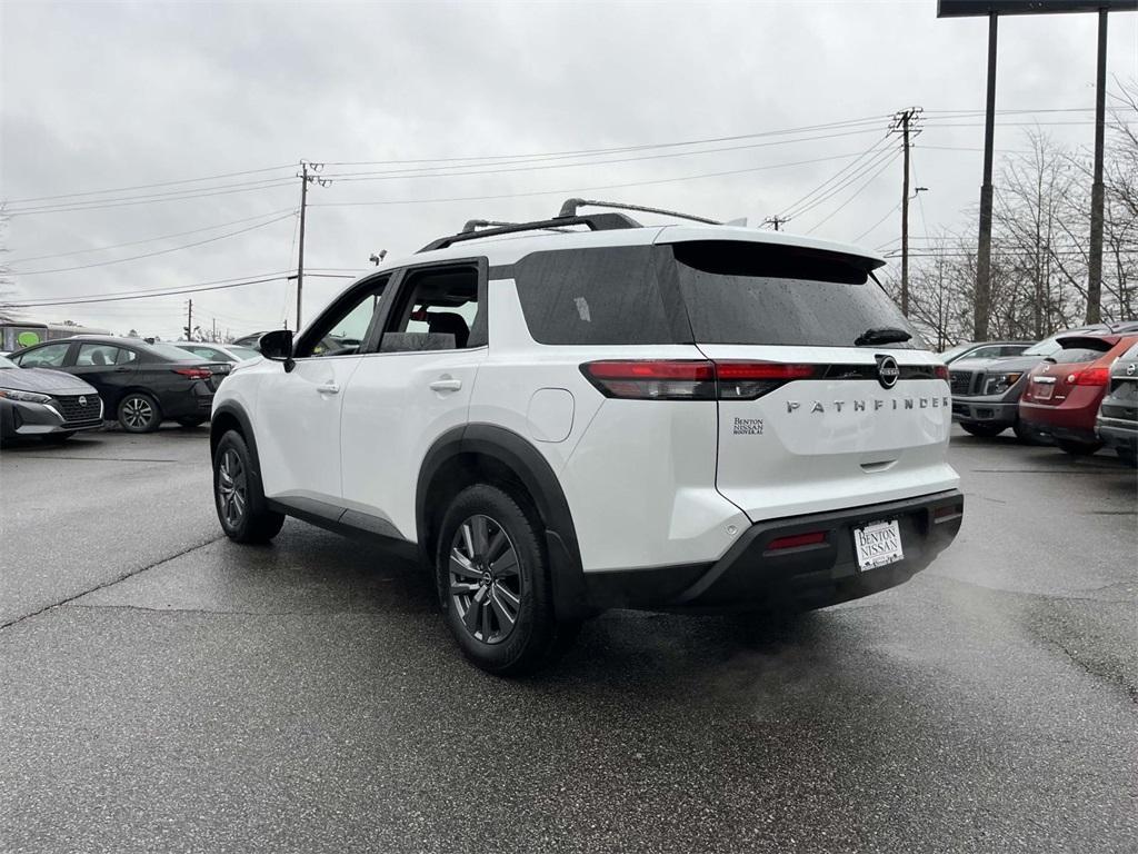 new 2025 Nissan Pathfinder car, priced at $39,697