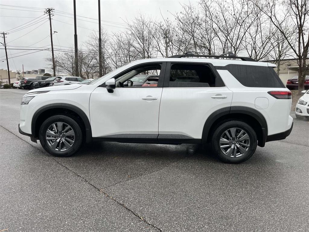 new 2025 Nissan Pathfinder car, priced at $39,697