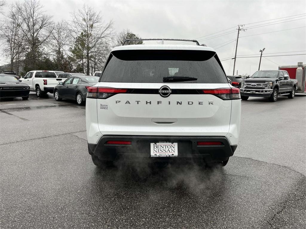 new 2025 Nissan Pathfinder car, priced at $39,697