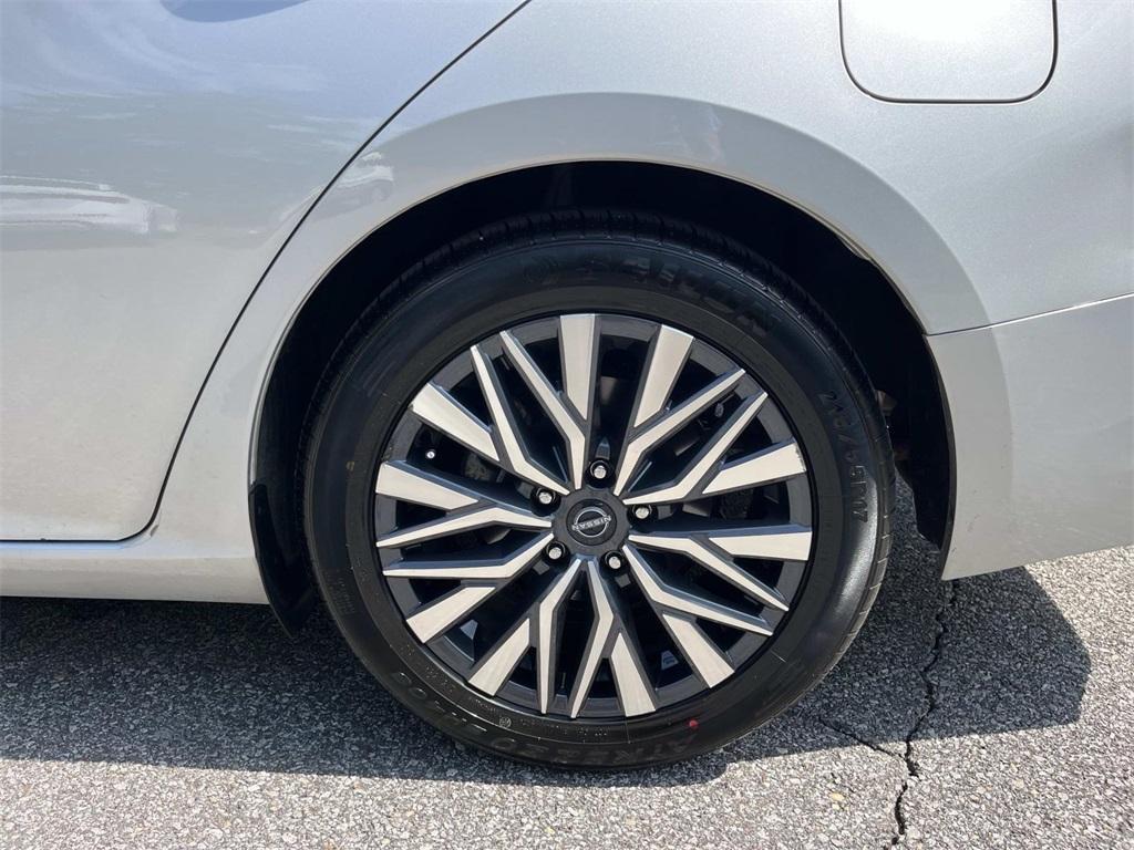used 2024 Nissan Altima car, priced at $19,425