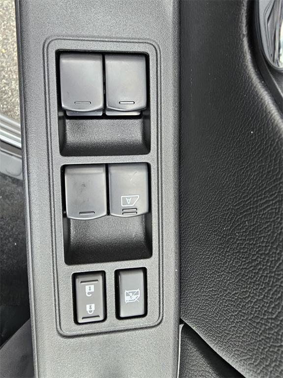 new 2025 Nissan Frontier car, priced at $36,625