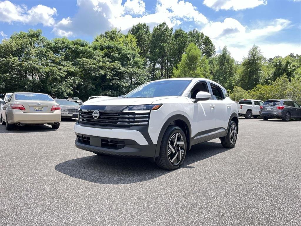 new 2025 Nissan Kicks car, priced at $24,423