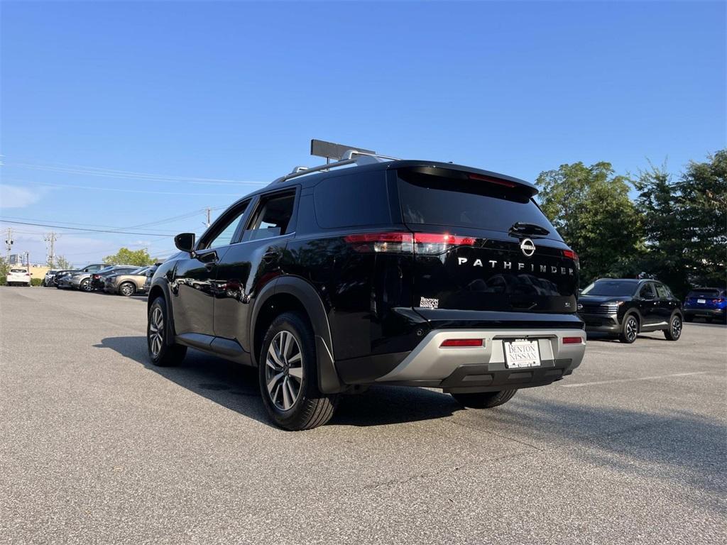 new 2025 Nissan Pathfinder car, priced at $35,721