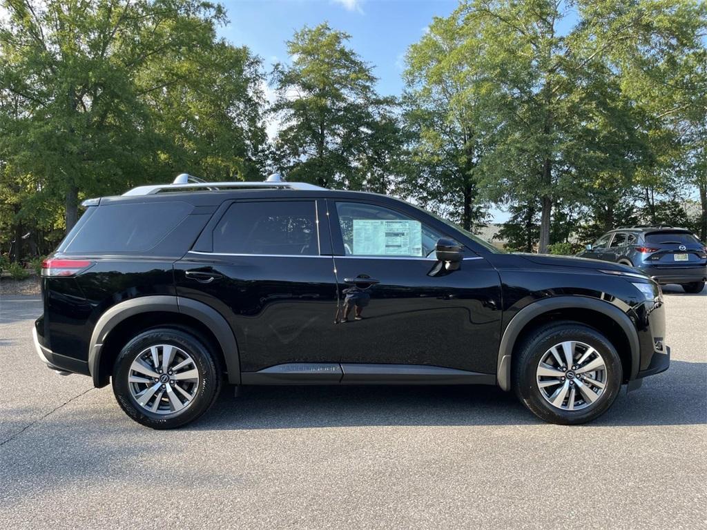 new 2025 Nissan Pathfinder car, priced at $35,721