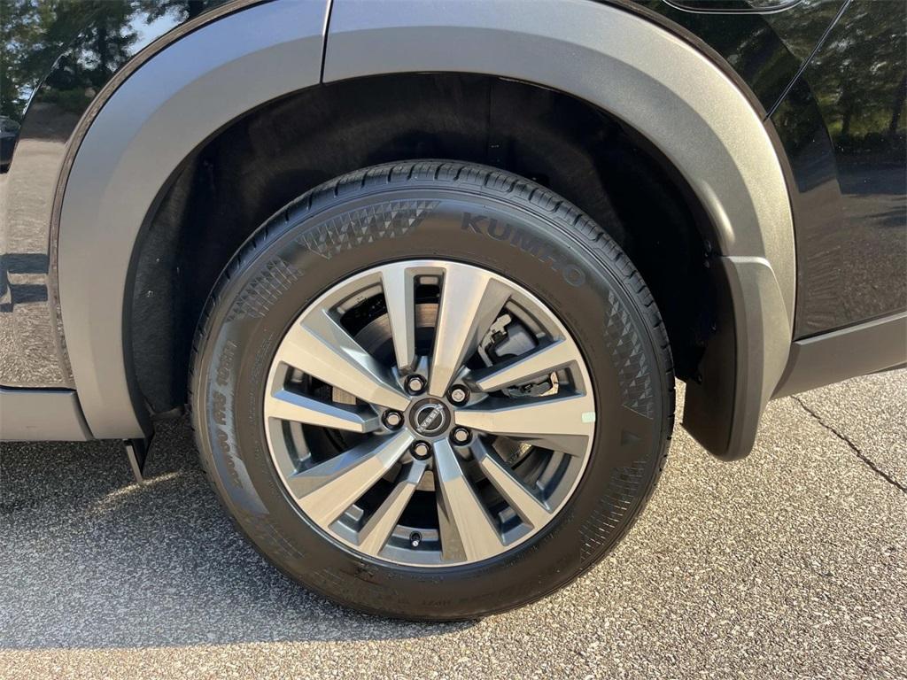 new 2025 Nissan Pathfinder car, priced at $35,721