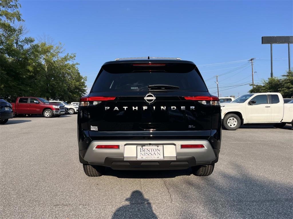 new 2025 Nissan Pathfinder car, priced at $35,721