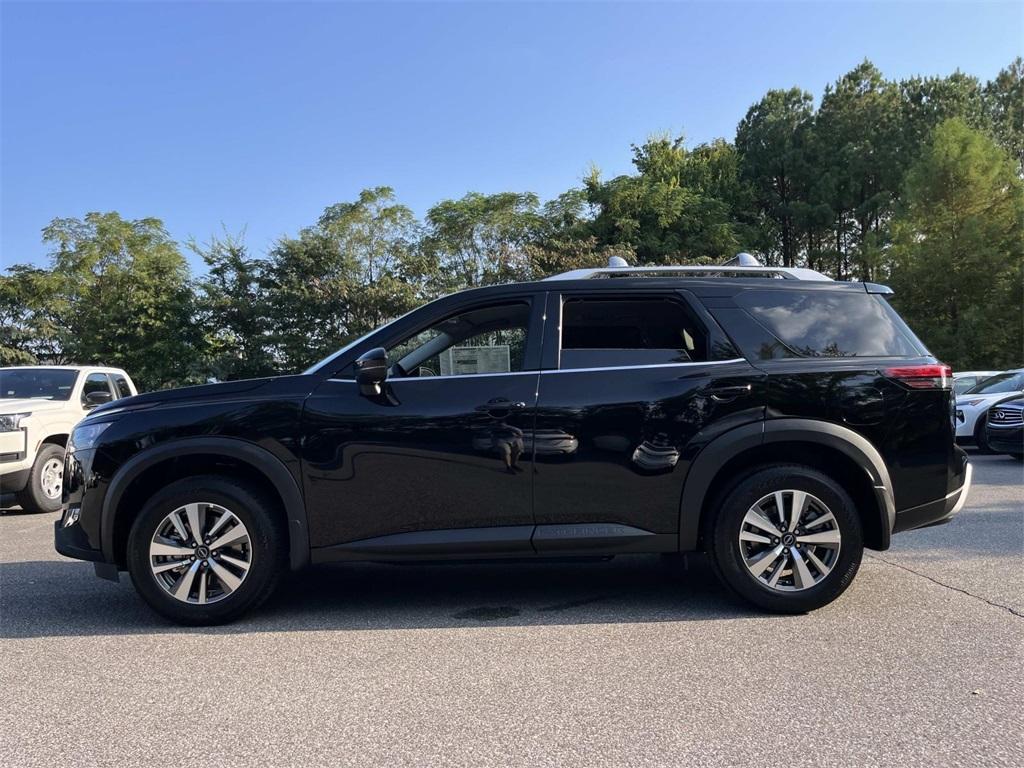 new 2025 Nissan Pathfinder car, priced at $35,721