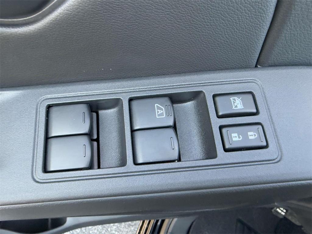 new 2025 Nissan Frontier car, priced at $34,978