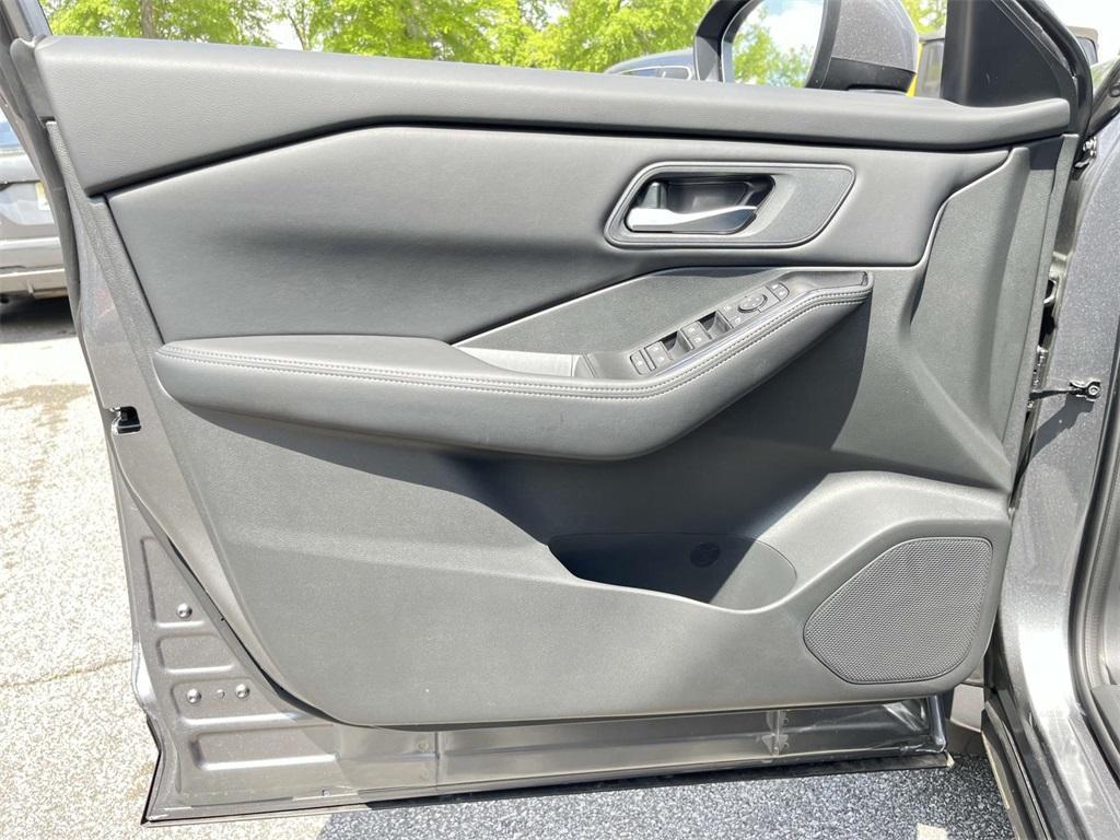 new 2025 Nissan Rogue car, priced at $30,541