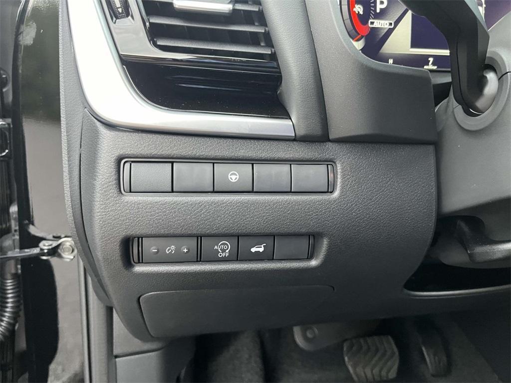 new 2025 Nissan Rogue car, priced at $37,050