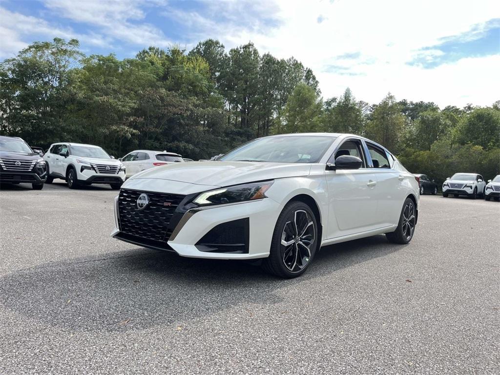 new 2025 Nissan Altima car, priced at $31,421