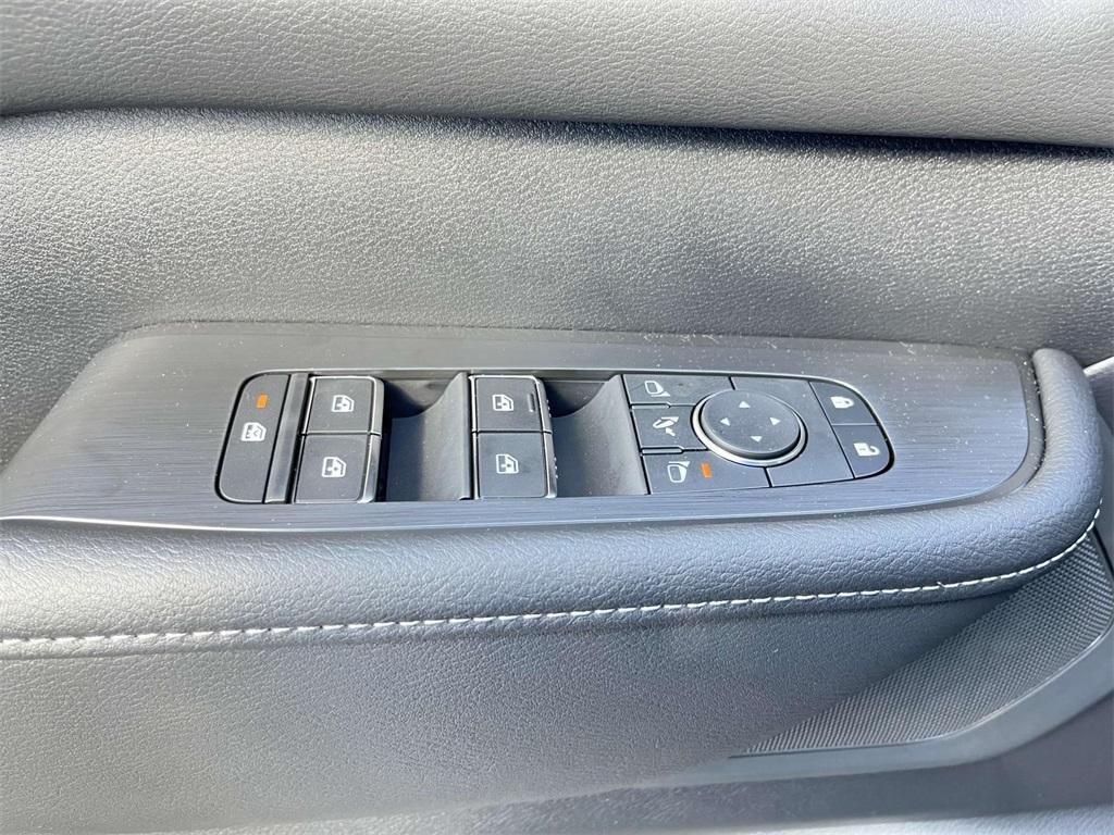 new 2025 Nissan Armada car, priced at $77,100