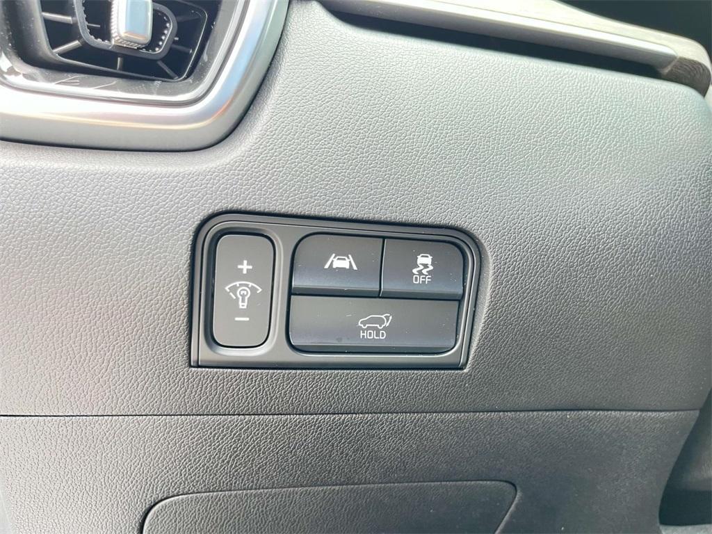 used 2023 Kia Sorento car, priced at $35,785