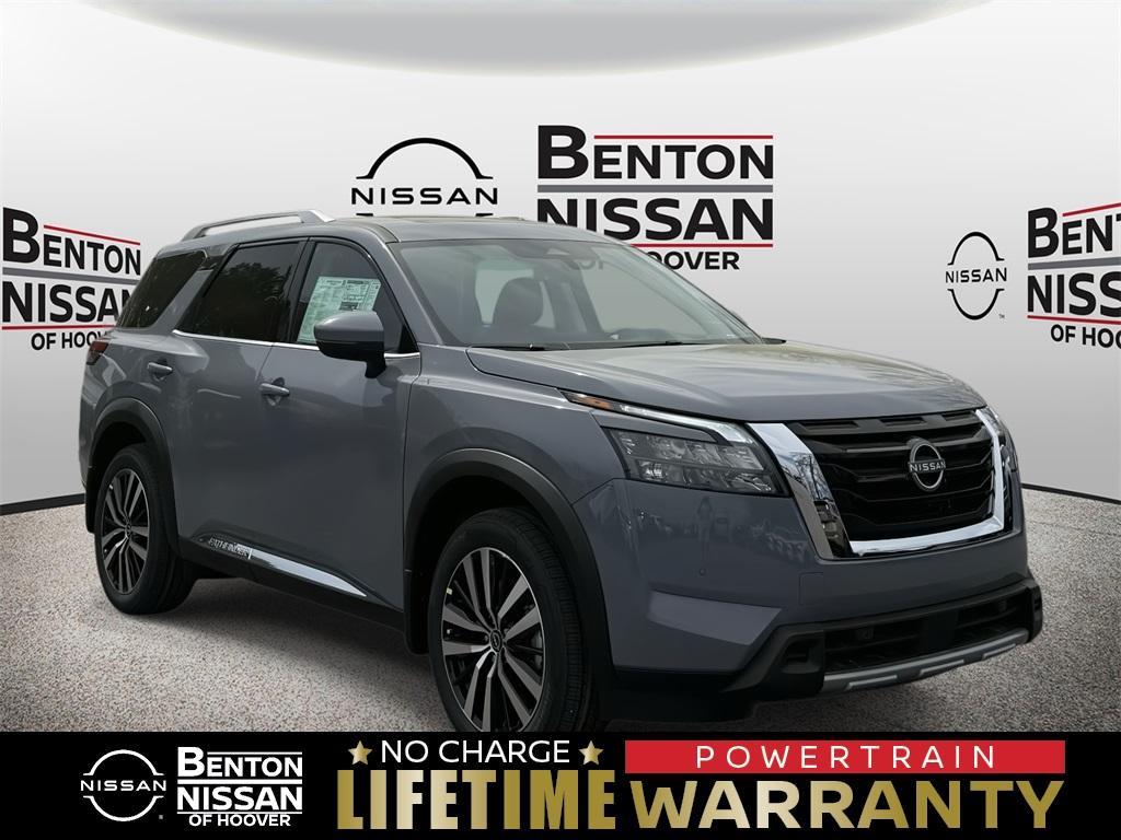 new 2025 Nissan Pathfinder car, priced at $48,318
