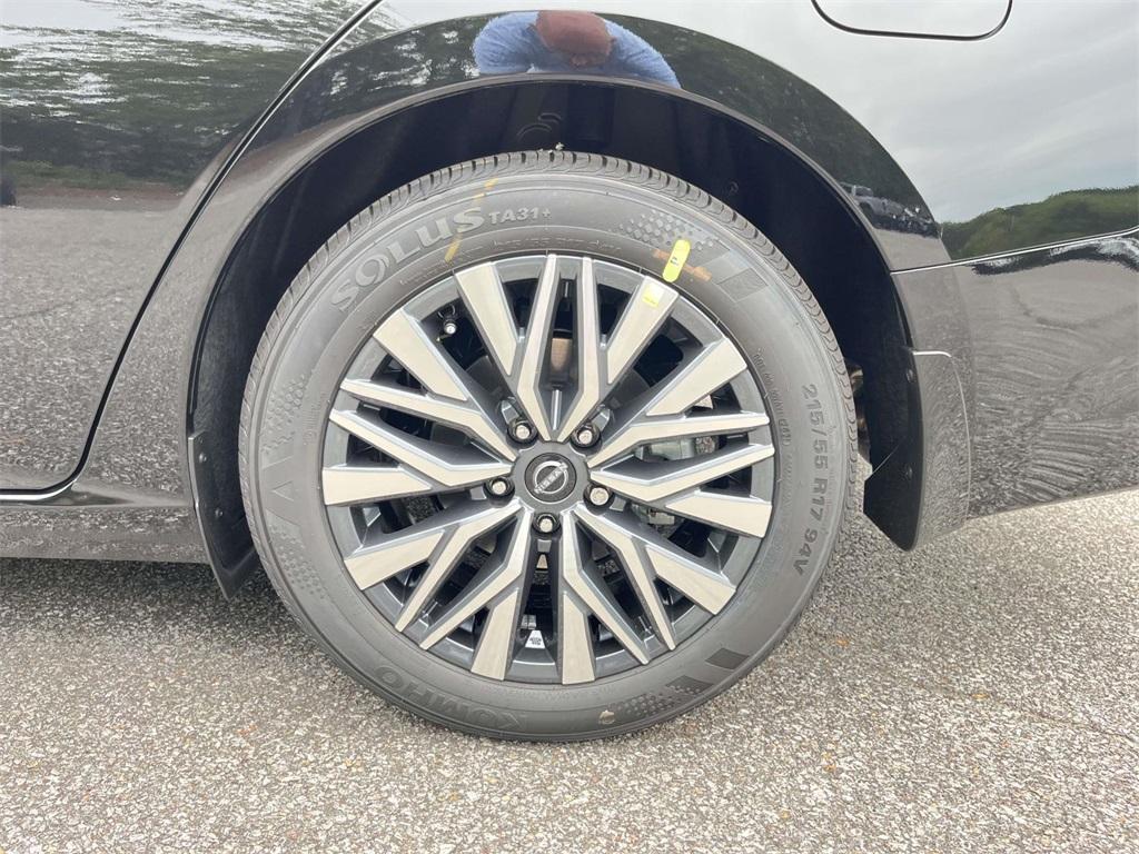 new 2025 Nissan Altima car, priced at $28,782