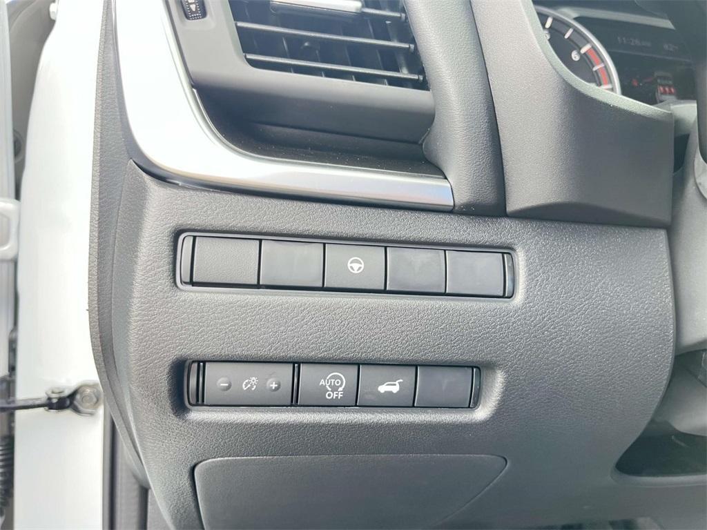 new 2025 Nissan Rogue car, priced at $31,235
