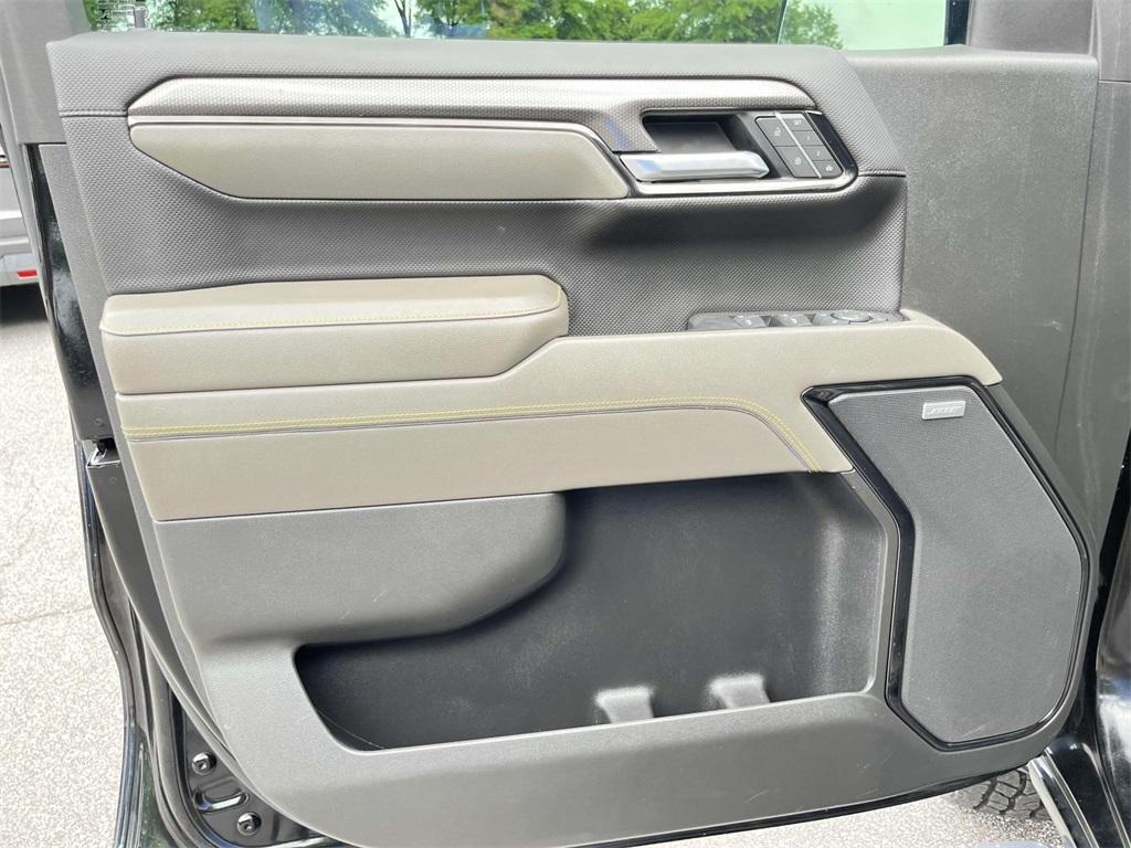 used 2022 Chevrolet Silverado 1500 car, priced at $47,185