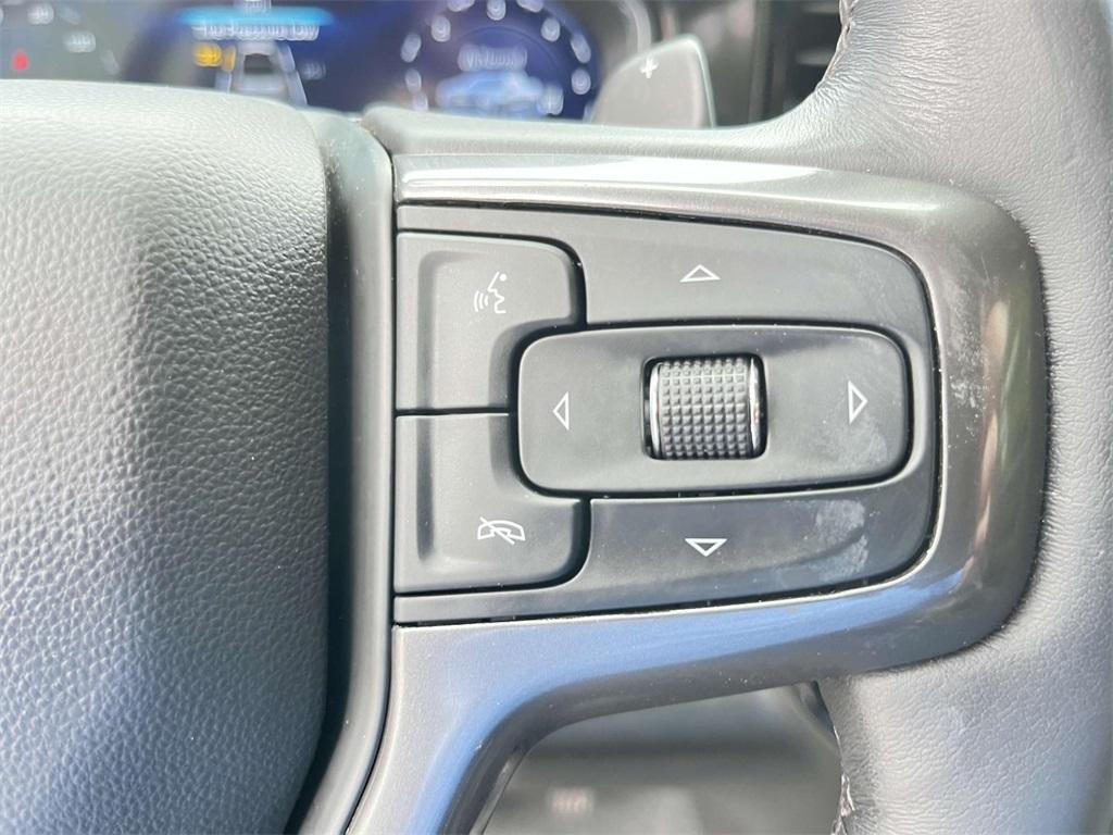 used 2022 Chevrolet Silverado 1500 car, priced at $47,185