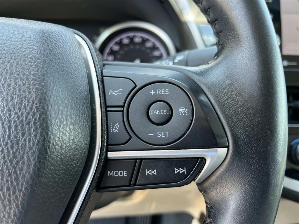 used 2022 Toyota Camry Hybrid car, priced at $21,563