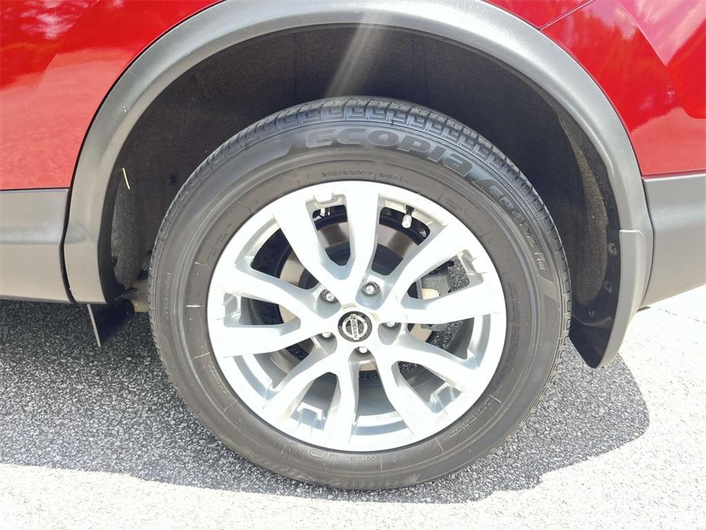 used 2021 Nissan Rogue Sport car, priced at $19,285