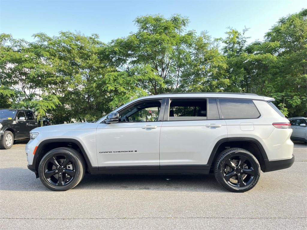 used 2022 Jeep Grand Cherokee L car, priced at $31,785