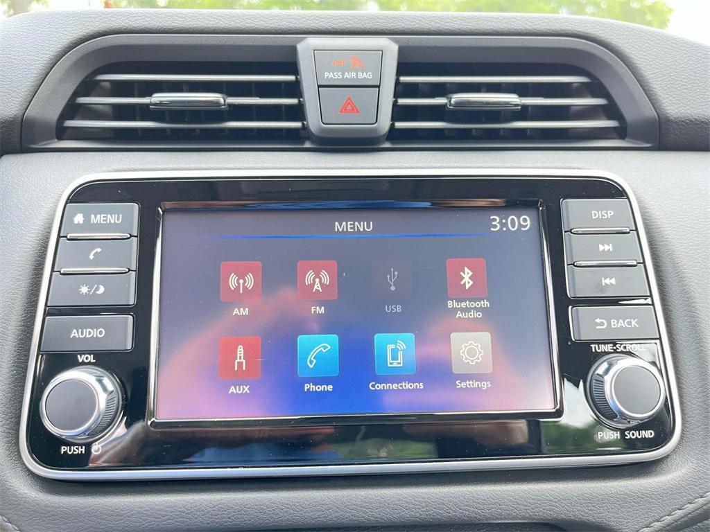new 2025 Nissan Versa car, priced at $21,958