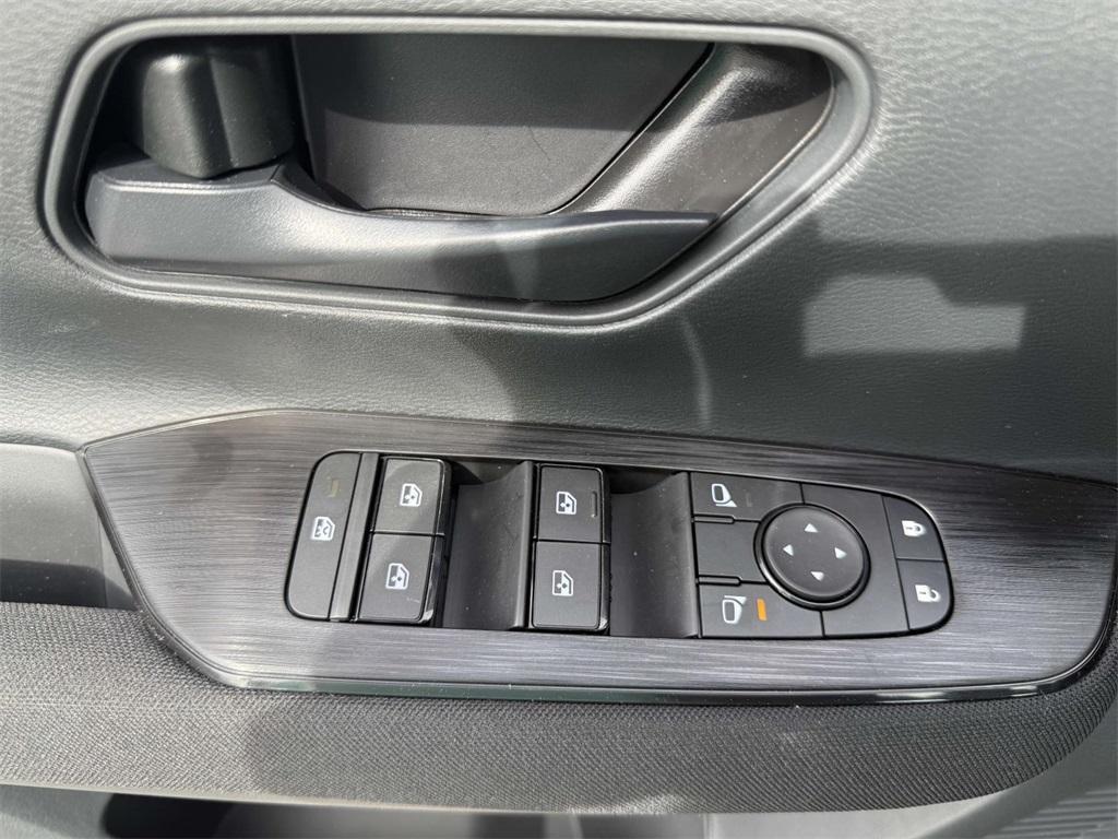new 2025 Nissan Kicks car, priced at $23,980